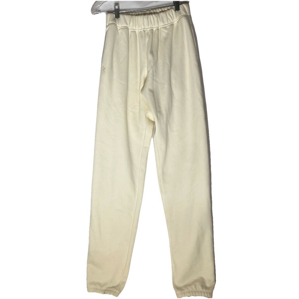 Kamo Fitness White Sweatpants Size Small With Pockets